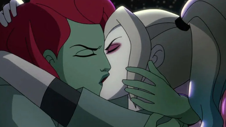 Ivy and Harley kissing