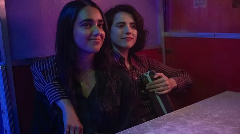 Geraldine Viswanathan, Margaret Qualley