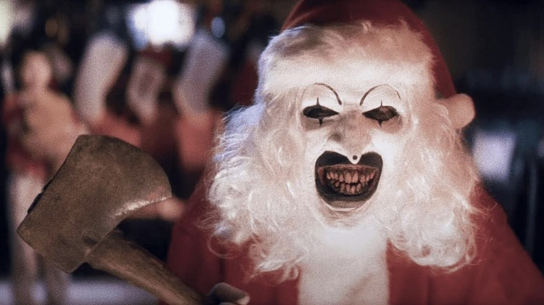 Terrifier 3 art santa glasses